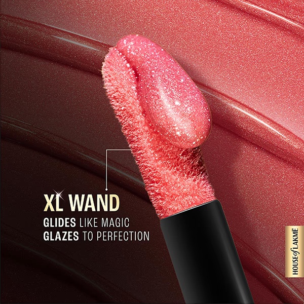 11048-lakme-glitterati-lip-glaze-101-scarlet-spritzer-5-ml-1.jpg