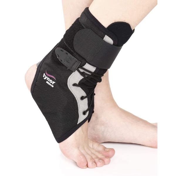 Tynor Ankle Brace (CH) (D 02)