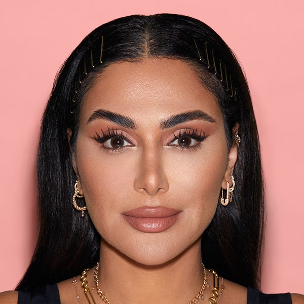 1232-huda-beauty-easy-bake-and-snatch-pressed-brightening-and-setting-powder-banana-bread-9-gm-1.jpg