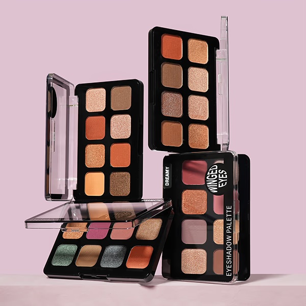 1411-insight-cosmetics-winged-eyes-eyeshadow-palette-dramatic-19-gm-1.jpg