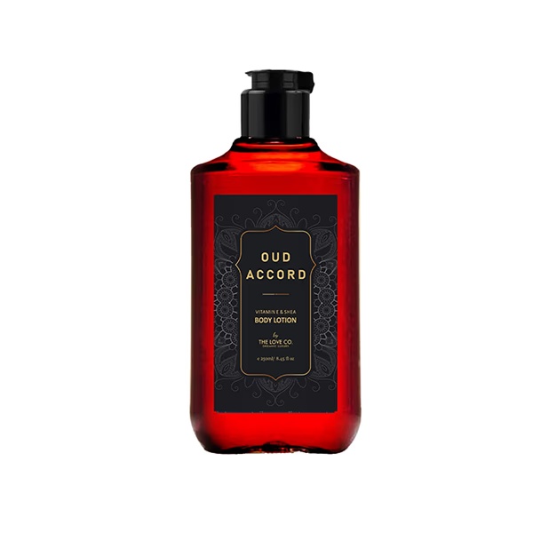 The Love Co. Mesmerising Moisturizer - Oudh Accord 300 ml