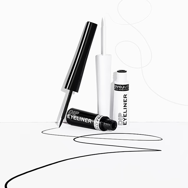 2019-makeup-revolution-dip-eyeliner-white-5-ml-1.jpg