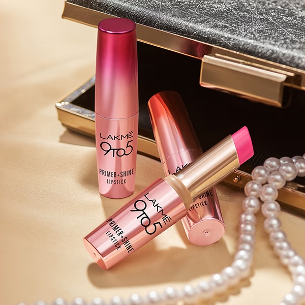 3747-lakme-9-to-5-p-s-lipstick-blush-mauve-3-6-gm-1.jpg