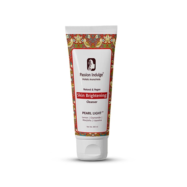 Passion Indulge PEARL LIGHT Cleanser For Spot reduction And Skin Lightening 100ML