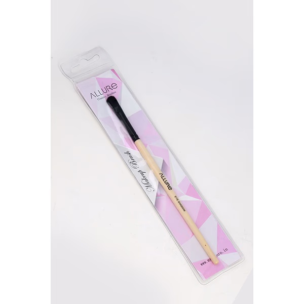 Allure Classic (Eye Shadow Makeup Brush C-05) 1's