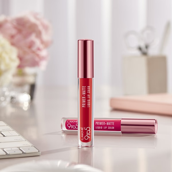 5609-lakme-9to5-primer-matte-liquid-lip-color-mr1-fiery-scarlet-4-2-ml-1.jpg