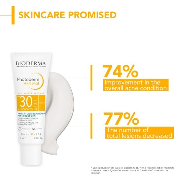 6144-bioderma-photoderm-akn-mat-spf-30-matifying-fluid-40-ml-1.jpg